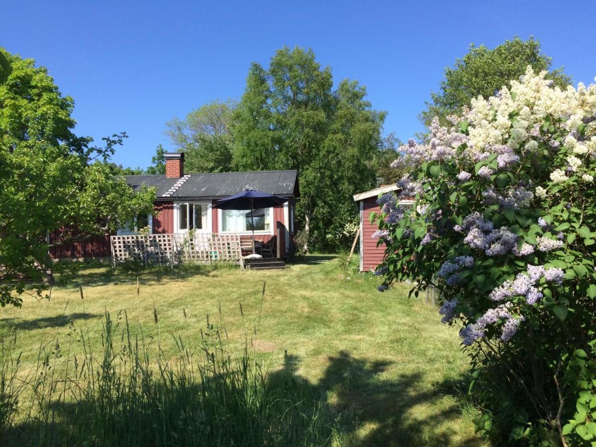 Semesterhus I Stockholms Skaergard, Runmaroe Vaermdoe Namdo Extérieur photo
